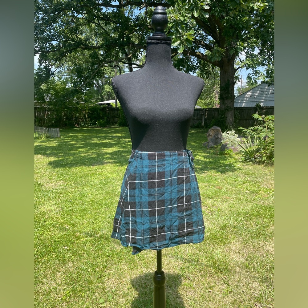 Aeropostale Plaid Wrap Skirt